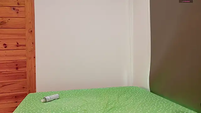 JayXCee Official online show from December 2024 04:52:01 AM