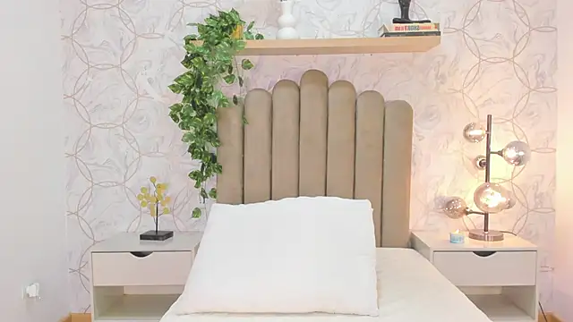 Roma  love online show from January 2026 12:09:02 PM