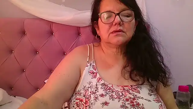 kassandra02 online show from July 2026 01:25:02 PM