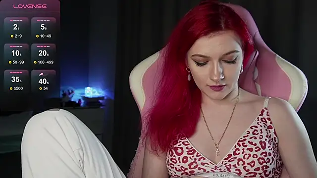 joyhannahh online show from November 2025 03:12:02 PM