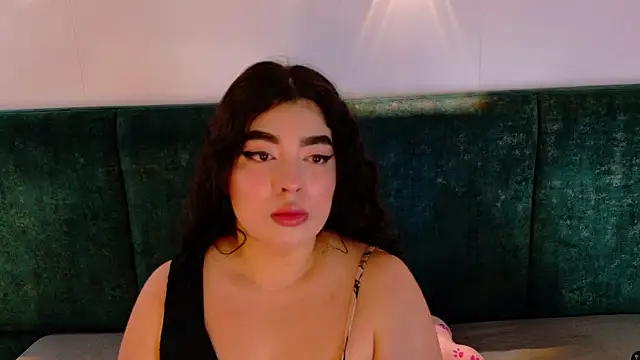 AgathaLynx online show from November 2025 10:39:02 AM