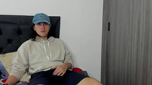 Snapshot of alex_connorr chatting on December 2024 09:08:02 PM alex connorr online show from December 2024 09:08:02 PM