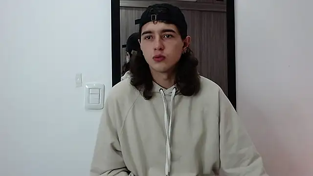 Snapshot of alex_connorr chatting on February 2025 08:34:02 PM alex connorr online show from February 2025 08:34:02 PM