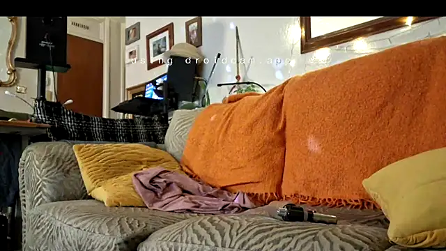 Snapshot of bibananaman chatting on February 2025 05:09:01 AM bibananaman online show from February 2025 05:09:01 AM