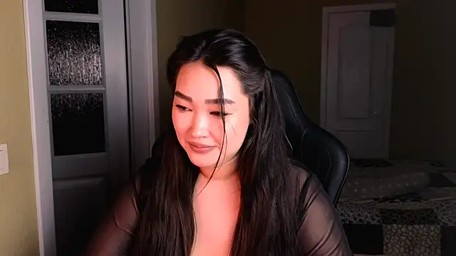 Snapshot of Erica_Wayne chatting on January 2025 06:05:01 PM Erica Wayne online show from January 2025 06:05:01 PM