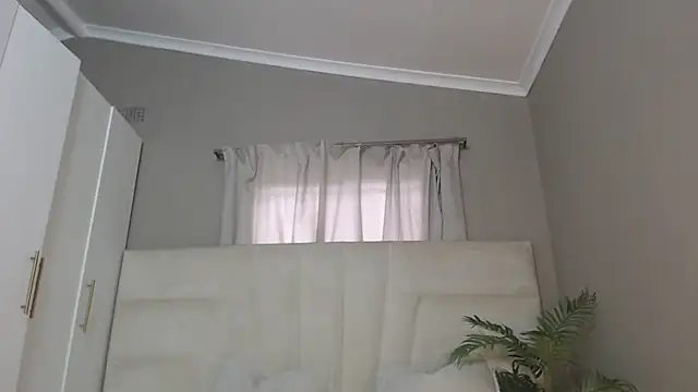 naughtyblackdolie online show from March 2025 10:06:02 AM