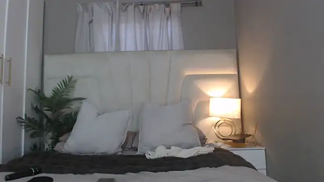 Snapshot of naughtyblackdolie chatting on June 2026 12:31:02 PM naughtyblackdolie online show from June 2026 12:31:02 PM