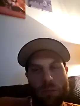 GeneralXMillyX online show from December 2024 06:09:02 AM