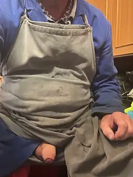 Snapshot of oldgayman chatting on November 2025 01:42:02 PM oldgayman online show from November 2025 01:42:02 PM