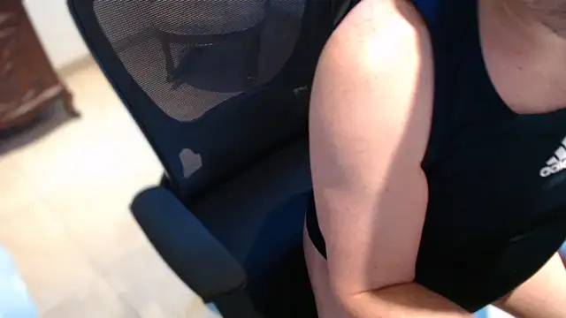 slzypvtpig online show from December 2025 01:05:02 PM