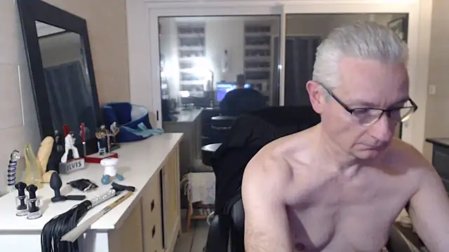 Goduleur69 online show from January 2025 11:00:01 PM