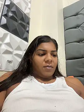 Indiazinhax online show from May 2026 11:20:01 PM