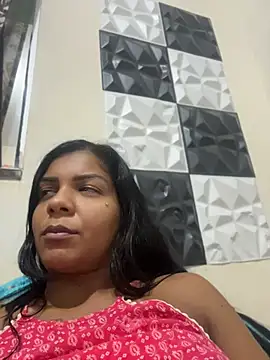 Snapshot of Indiazinhax chatting on June 2026 01:43:02 AM Indiazinhax online show from June 2026 01:43:02 AM