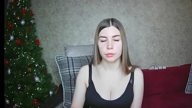 Snapshot of ElllaNuar chatting on January 2025 02:25:01 AM ElllaNuar online show from January 2025 02:25:01 AM