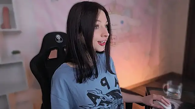 Only   Yours online show from March 2025 01:16:01 AM