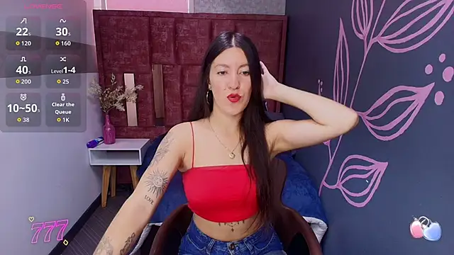 Snapshot of LiaCooper_ chatting on June 2026 12:51:02 PM LiaCooper online show from June 2026 12:51:02 PM
