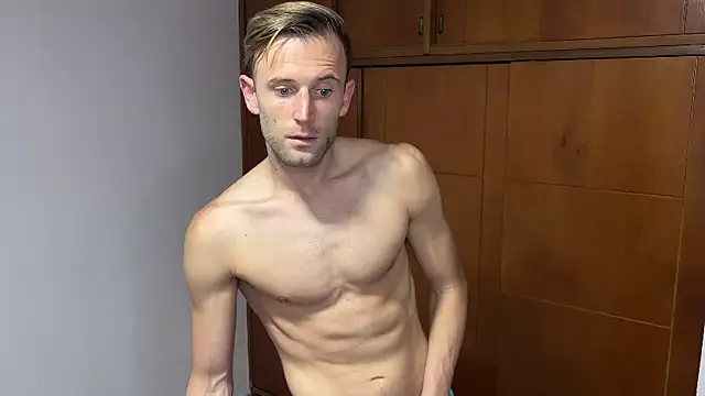 aquilesmade online show from December 2024 01:03:01 AM