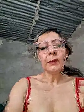 Mia-funny20 online show from April 2026 08:47:01 PM