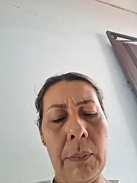 Snapshot of Mia-funny20 chatting on June 2026 02:10:02 PM Mia-funny20 online show from June 2026 02:10:02 PM