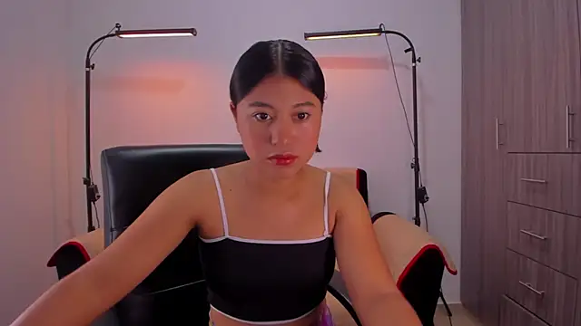 Snapshot of cloy_baby__ chatting on June 2026 11:35:01 AM cloy baby online show from June 2026 11:35:01 AM