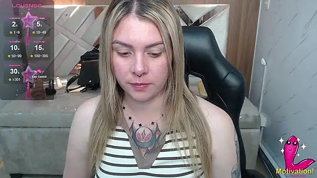 Snapshot of Paula_b_ chatting on July 2026 12:55:01 PM Paula b online show from July 2026 12:55:01 PM