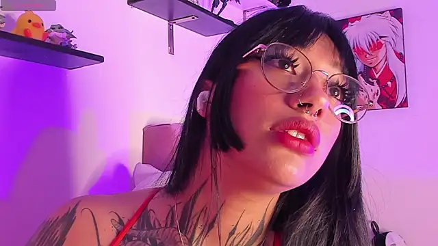 Snapshot of Akari1_Mischief chatting on December 2024 10:06:02 PM Akari1 Mischief online show from December 2024 10:06:02 PM