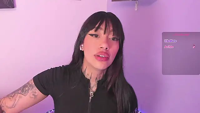 Snapshot of Akari1_Mischief chatting on November 2025 03:09:01 AM Akari1 Mischief online show from November 2025 03:09:01 AM