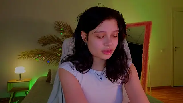 Snapshot of ari_rari chatting on January 2025 08:45:01 PM ari rari online show from January 2025 08:45:01 PM
