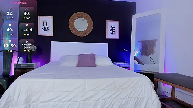 VioletPaket online show from February 2026 01:09:02 PM