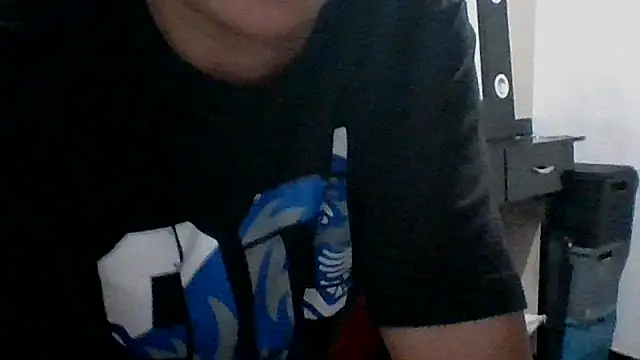 Snapshot of Kitra_New chatting on February 2026 11:28:02 AM Kitra New online show from February 2026 11:28:02 AM