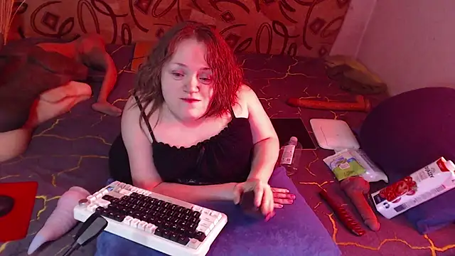 MiniNatalie online show from March 2025 05:44:01 AM