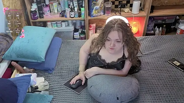 MiniNatalie online show from March 2026 08:09:01 AM