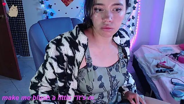 Snapshot of sophie_north chatting on February 2026 09:44:02 PM sophie north online show from February 2026 09:44:02 PM