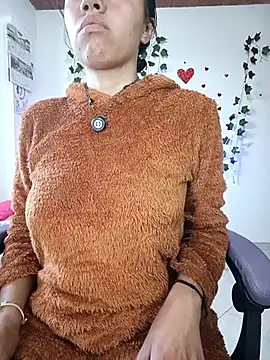 Snapshot of sophie_north chatting on February 2026 09:56:02 PM sophie north online show from February 2026 09:56:02 PM