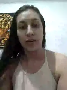 Snapshot of dulccemaria24 chatting on May 2026 01:00:01 AM dulccemaria24 online show from May 2026 01:00:01 AM