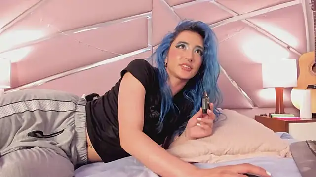 Snapshot of Lunapage chatting on February 2025 07:21:01 PM Lunapage online show from February 2025 07:21:01 PM