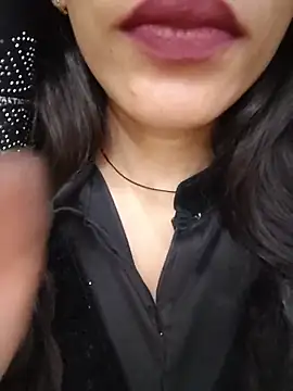Snapshot of Noorkhatoon chatting on May 2026 04:07:02 AM Noorkhatoon online show from May 2026 04:07:02 AM
