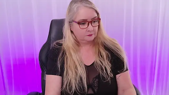 KatDSinclair online show from January 2025 05:34:01 PM