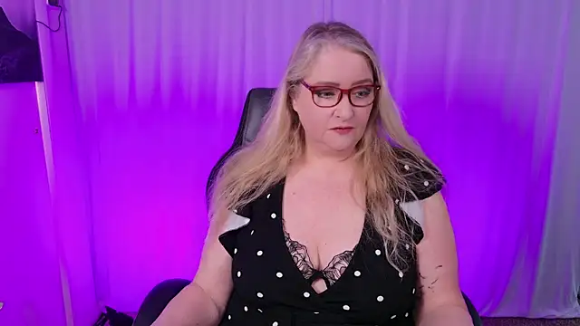 KatDSinclair online show from February 2025 02:13:01 PM