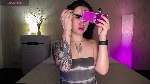 VioletCatt online show from March 2025 06:51:01 AM