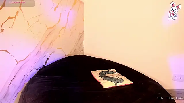  noahjones online show from February 2026 02:21:01 PM