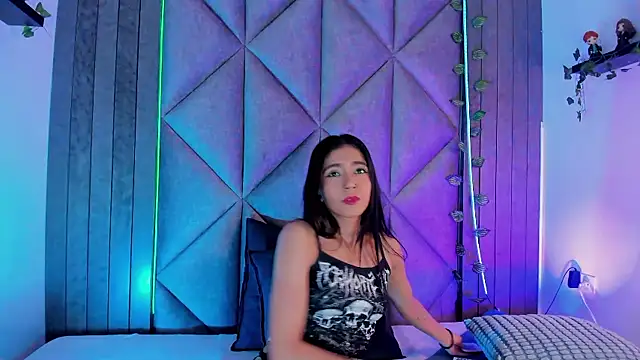 Snapshot of AmyPalmmer chatting on December 2025 11:48:02 AM AmyPalmmer online show from December 2025 11:48:02 AM