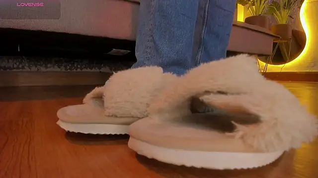 charlotte  grey online show from February 2026 04:12:02 PM