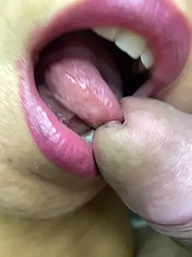 mayemarc online show from March 2026 04:45:02 PM