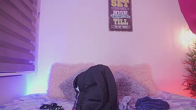 madelyn rose  online show from January 2026 02:04:02 AM