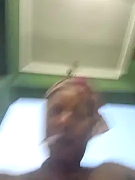 Snapshot of ExclusiveLeexx chatting on February 2026 05:08:01 PM ExclusiveLeexx online show from February 2026 05:08:01 PM