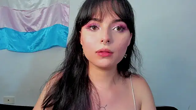Snapshot of elizabethtaylorxxx chatting on May 2026 05:28:02 PM elizabethtaylorxxx online show from May 2026 05:28:02 PM