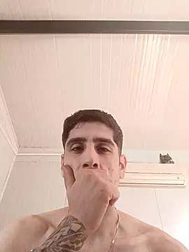 arenn1997 online show from January 2026 12:40:01 PM