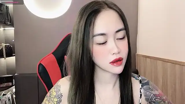 Snapshot of witch-39 chatting on December 2024 06:16:01 PM witch-39 online show from December 2024 06:16:01 PM