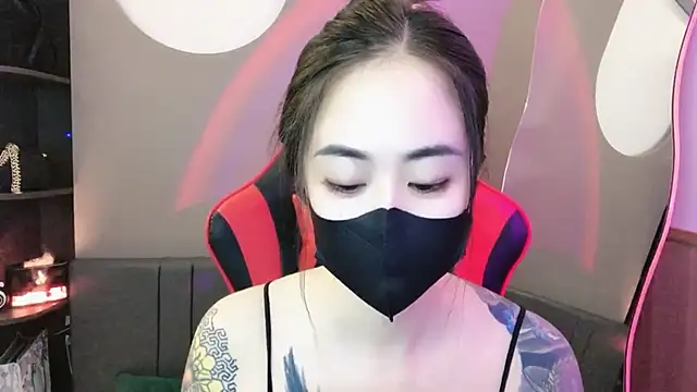 Snapshot of witch-39 chatting on December 2024 06:10:02 AM witch-39 online show from December 2024 06:10:02 AM